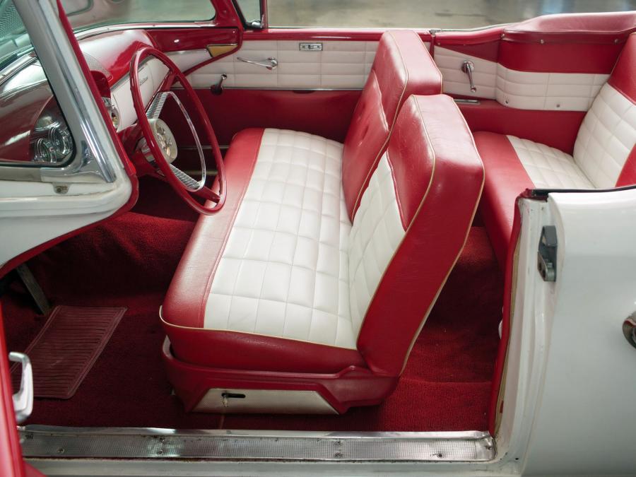 Интерьер Edsel Citation 2-Door Convertible (76B) 1958 года  (фото 14 из 33)